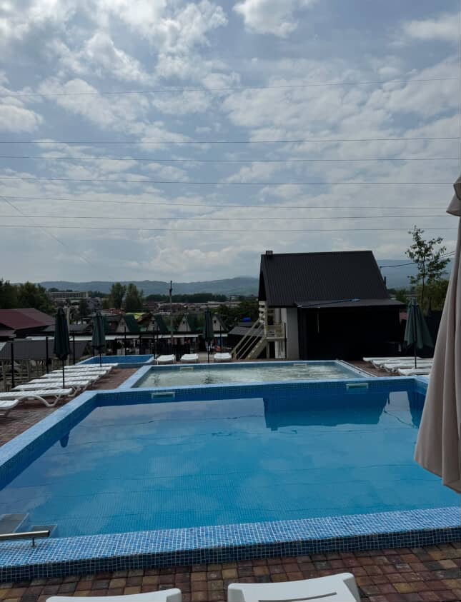 Вілла Водоспад Солотвино
