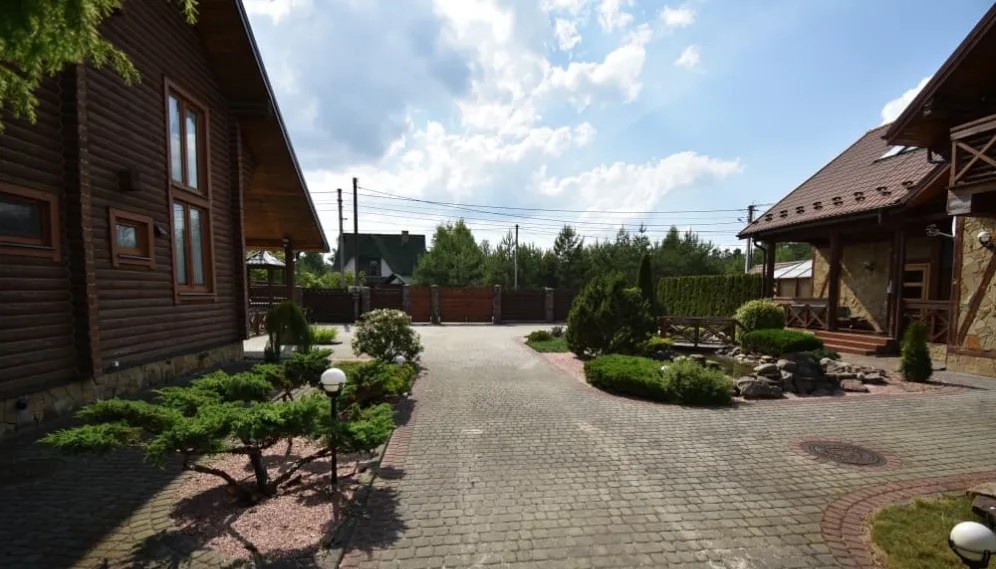 Комплекс для відпочинку «Срібні озера» Мельники