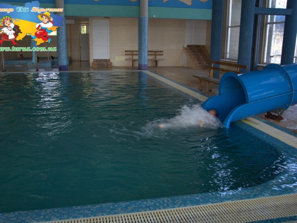 Аквапарк Марина Тячів