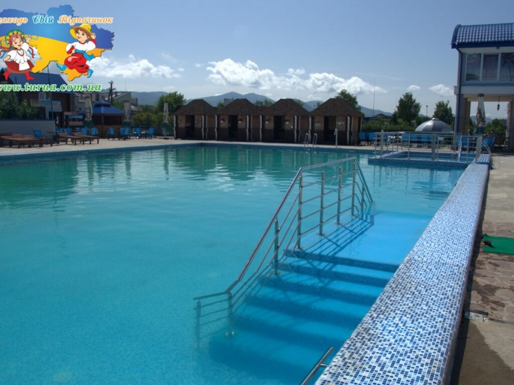 Аквапарк Марина Тячів