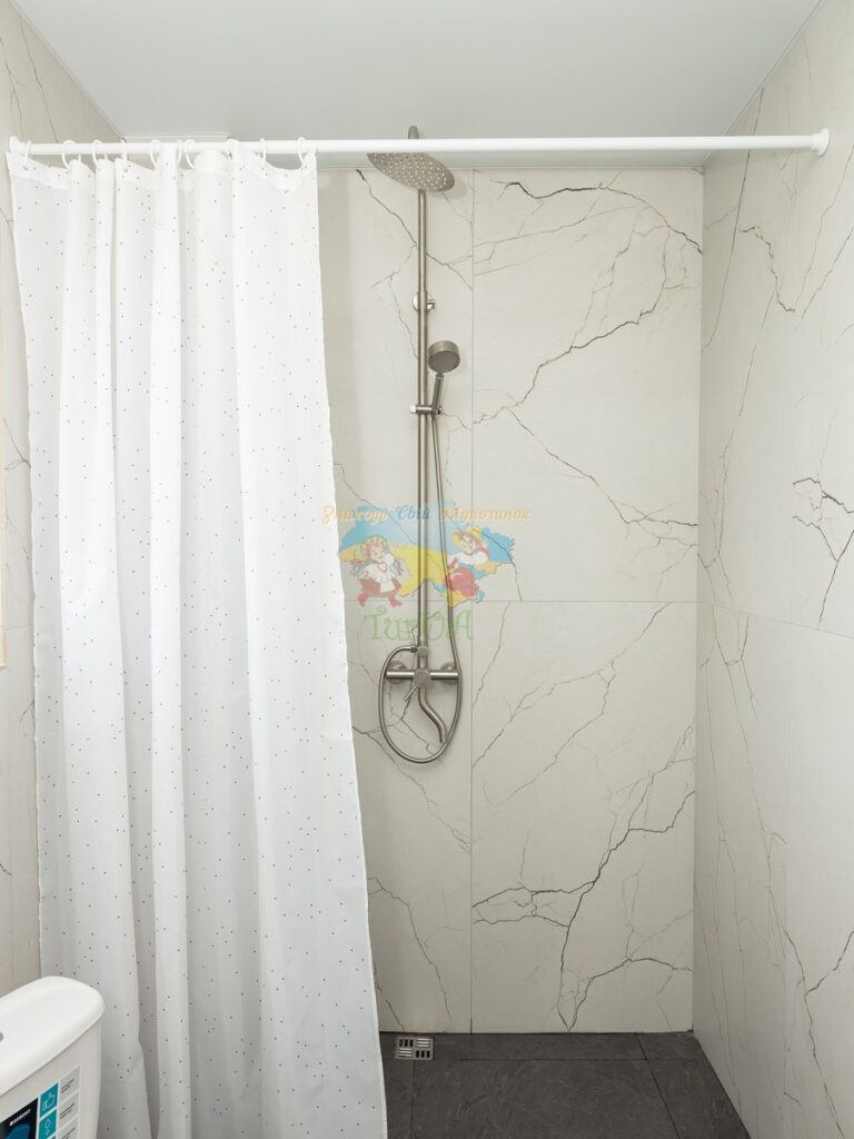 Brookside Hotel Солотвино