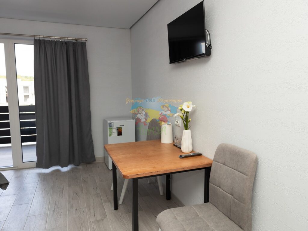 Brookside Hotel Солотвино