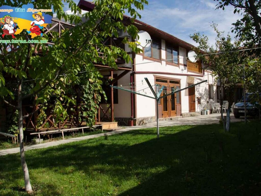 Садиба «ЕКО-ДІМ» Косонь