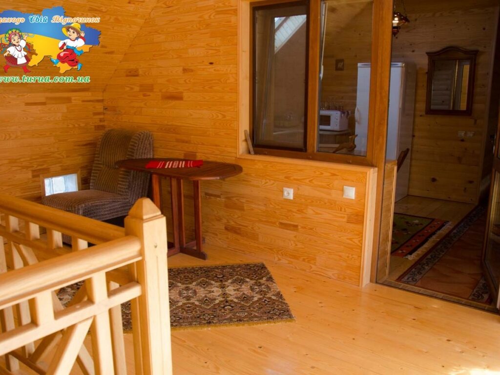 Садиба «ЕКО-ДІМ» Косонь