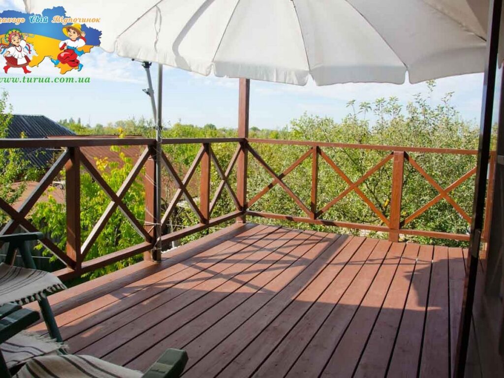 Садиба «ЕКО-ДІМ» Косонь