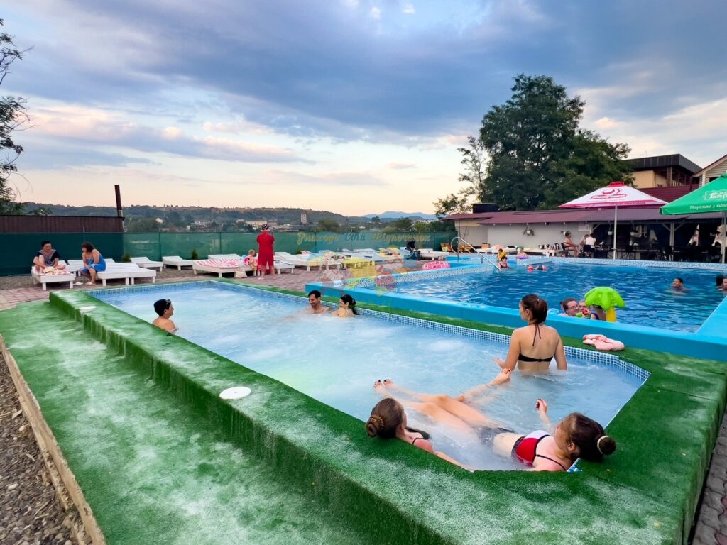 База відпочинку Фієста Солотвино