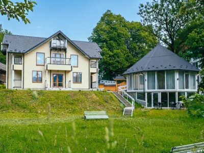 Гостинний двір «Кільце Карпат» Верхній Ясенів
