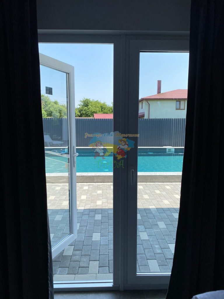 Готель Єлена Солотвино