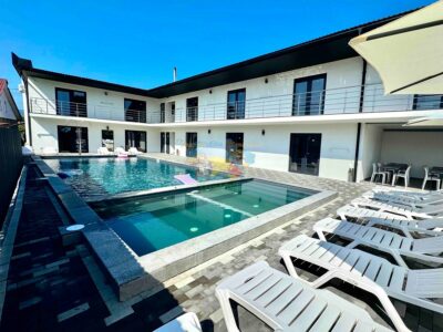 Готель Єлена Солотвино