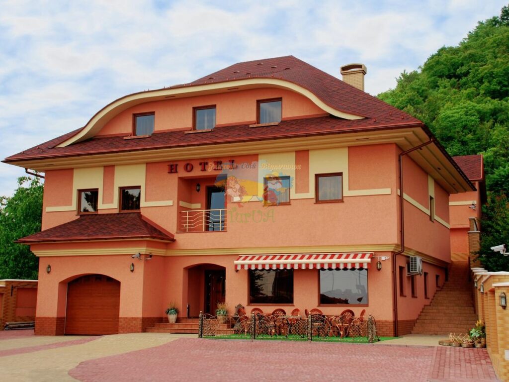 Готель Магнат Мукачево