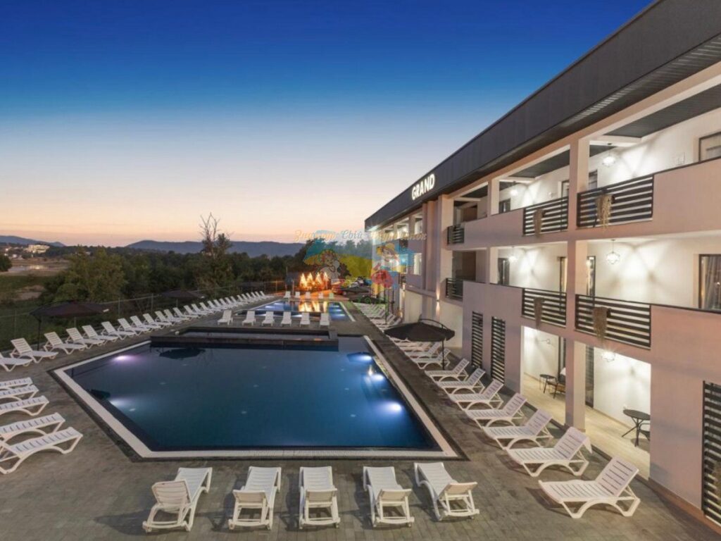 Готель Гранд Солотвино