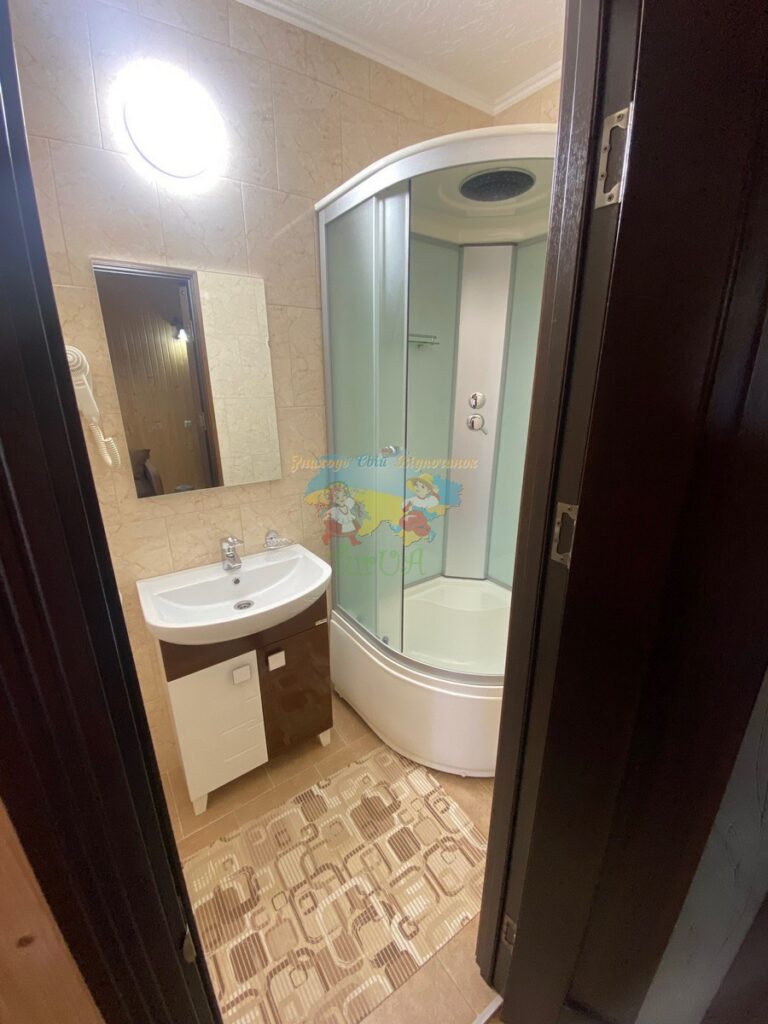 Комплекс відпочинку HoliDay Солотвино