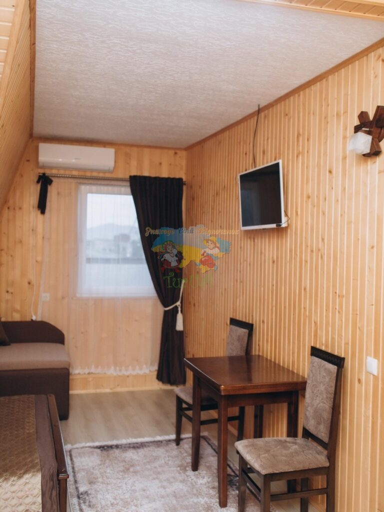 Комплекс відпочинку HoliDay Солотвино