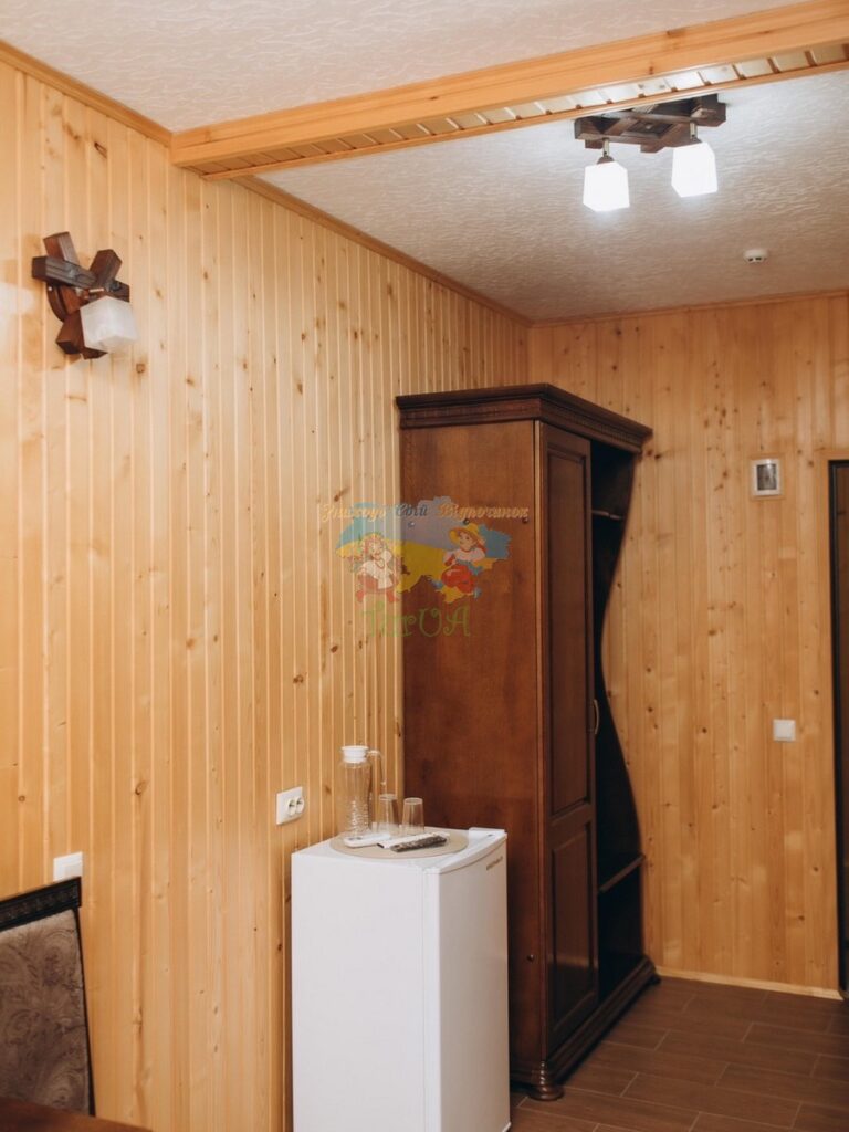 Комплекс відпочинку HoliDay Солотвино