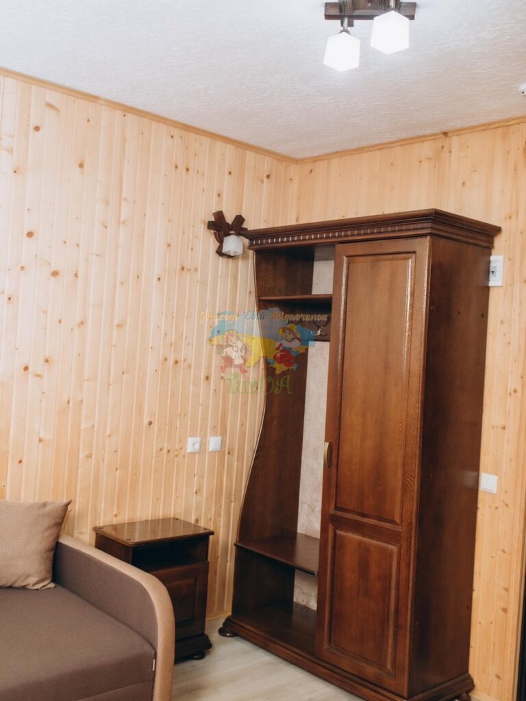 Комплекс відпочинку HoliDay Солотвино