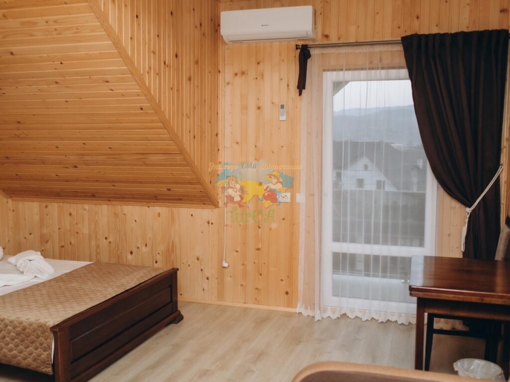 Комплекс відпочинку HoliDay Солотвино