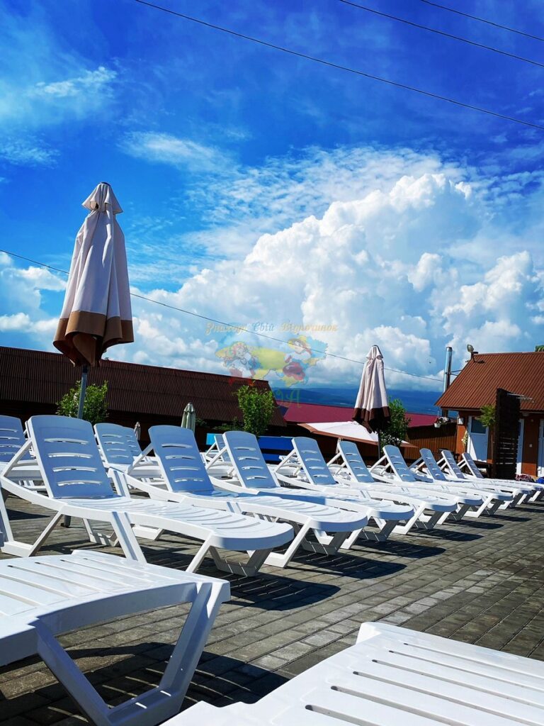 База відпочинку Кароліна Солотвино