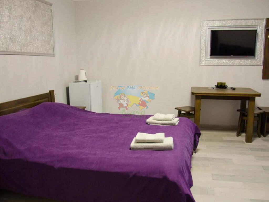 Готель «Ластівчине гніздо» Шаян