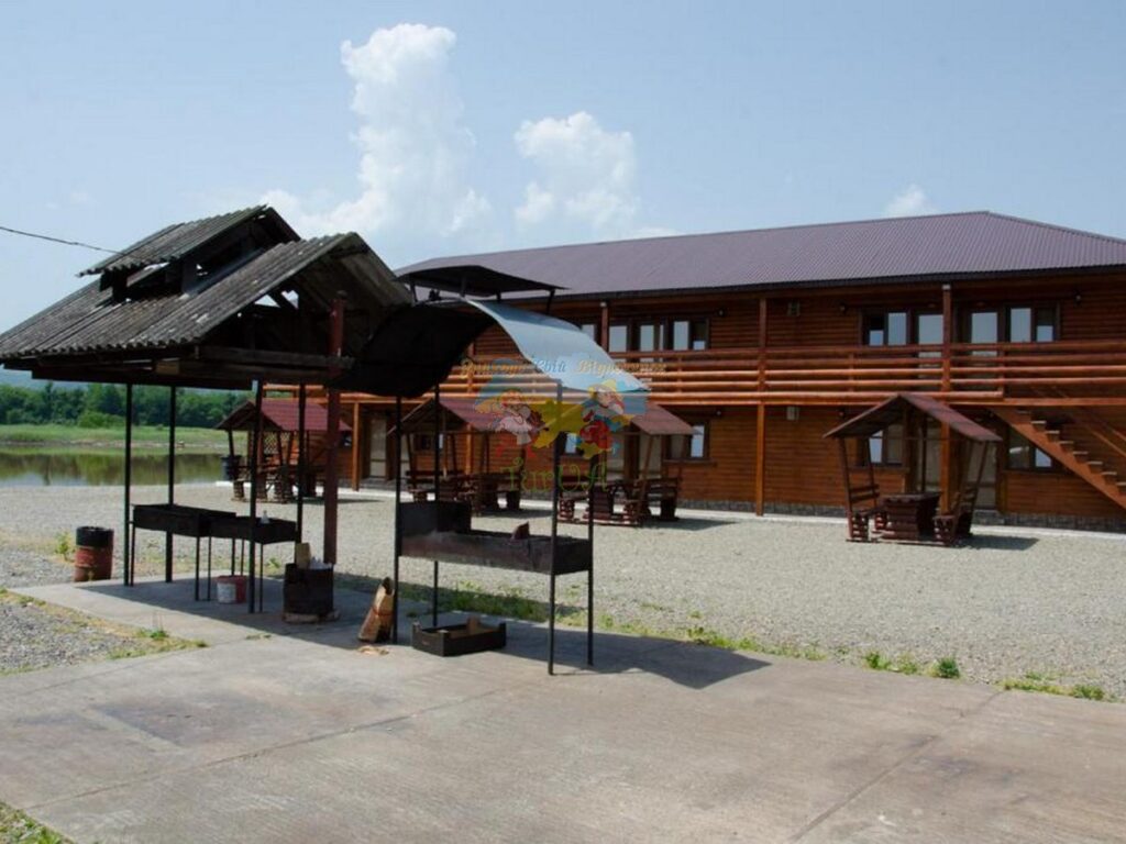 База відпочинку Магніт Солотвино