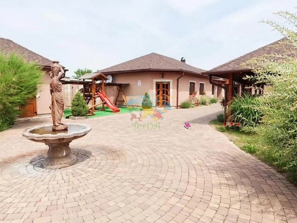 Маленька Квітка Косонь