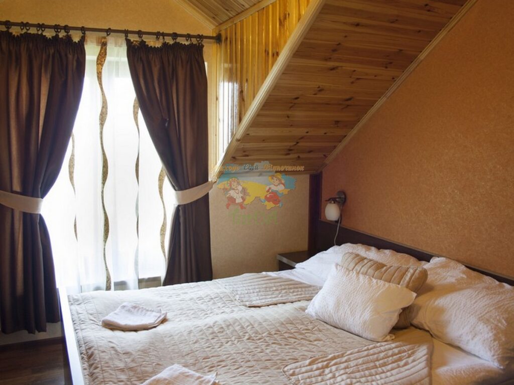 Маленька Квітка Косонь