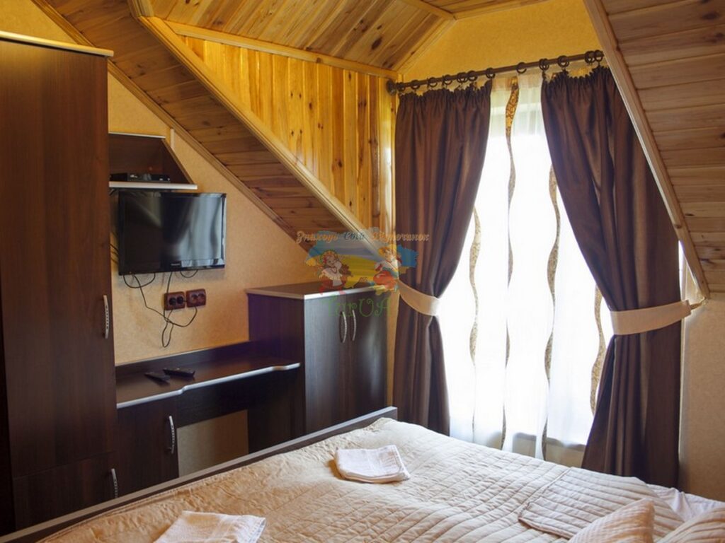 Маленька Квітка Косонь