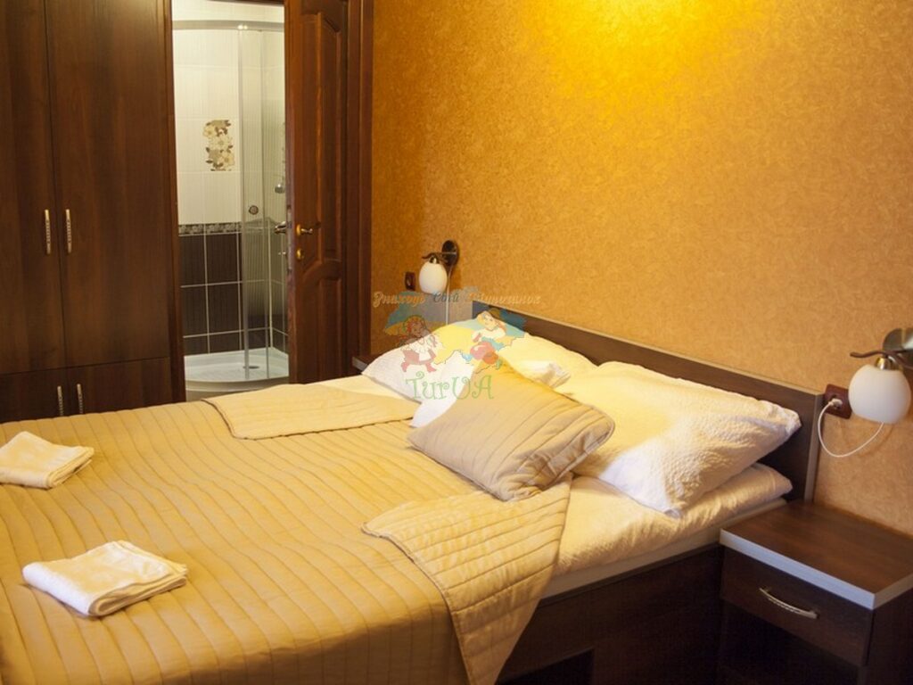 Маленька Квітка Косонь