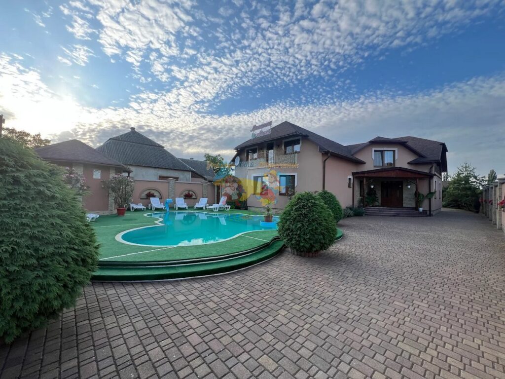 Маленька Квітка Косонь