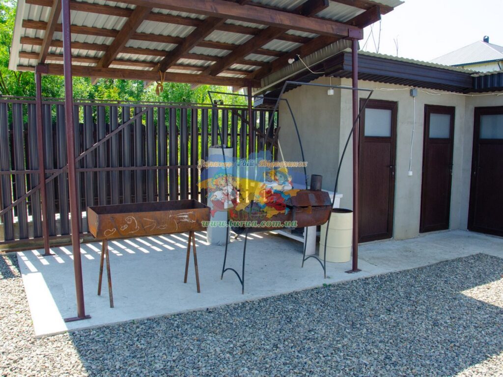 MIHAELA база відпочинку в Солотвино