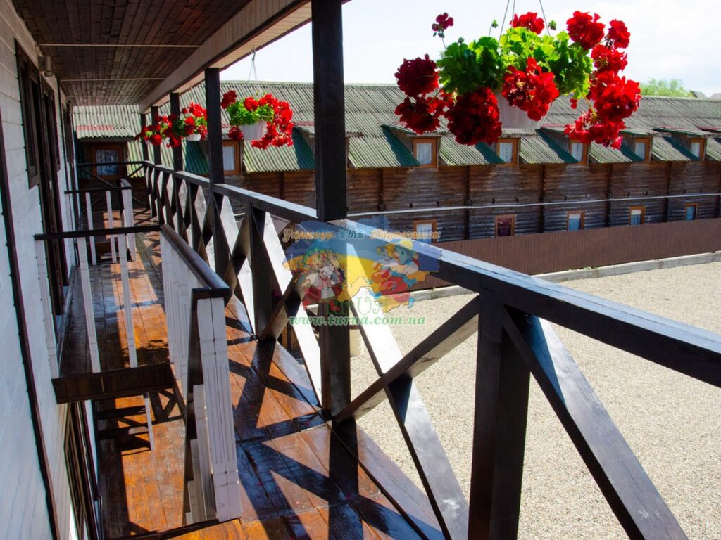 MIHAELA база відпочинку в Солотвино