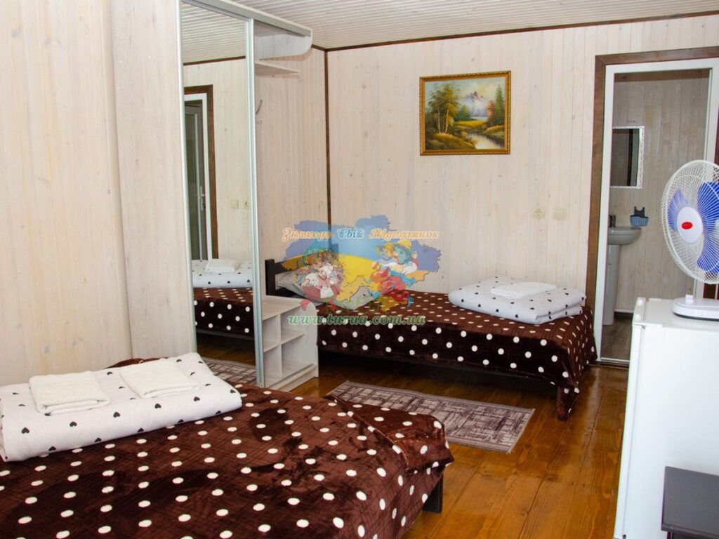 MIHAELA база відпочинку в Солотвино