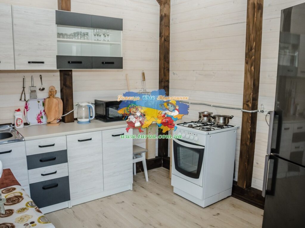 MIHAELA база відпочинку в Солотвино