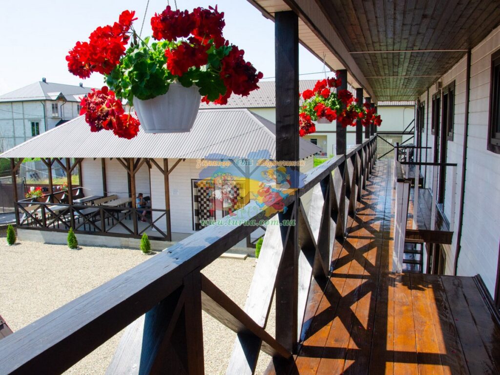 MIHAELA база відпочинку в Солотвино