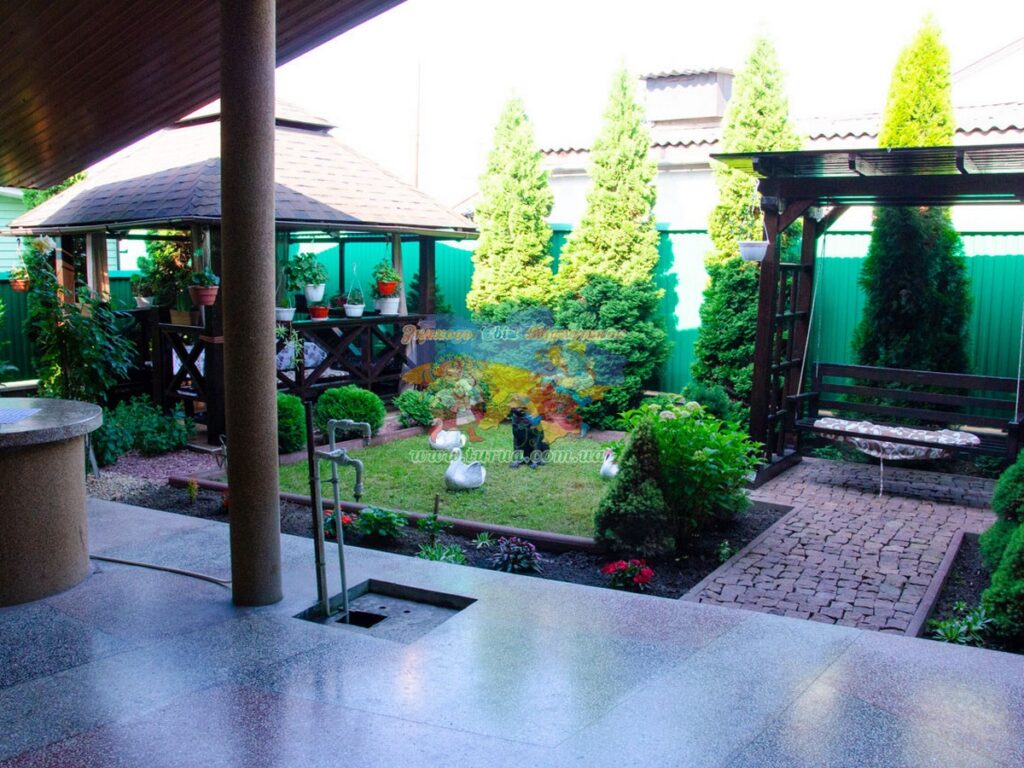 Приватний будинок Єлена Солотвино