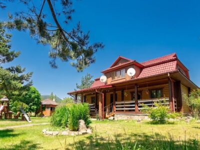 Садиба «Красна хата» Ільці