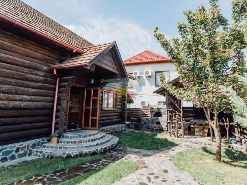 Садиба Смерекова Хата Дийда