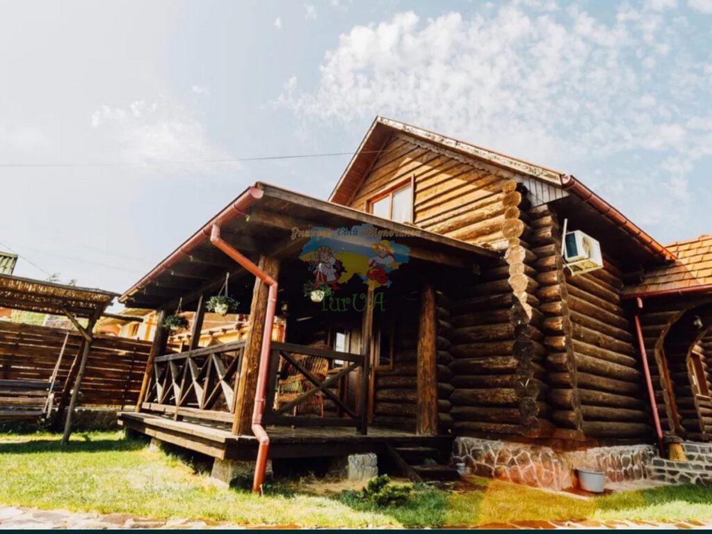 Садиба Смерекова Хата Дийда