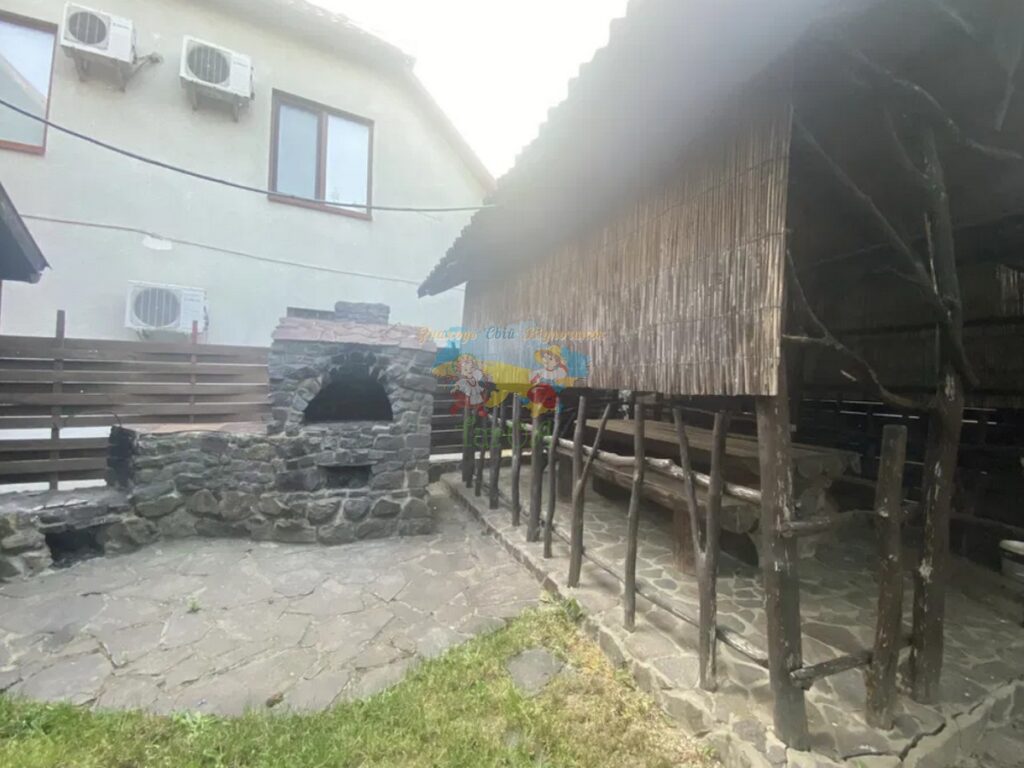 Садиба Смерекова Хата Дийда