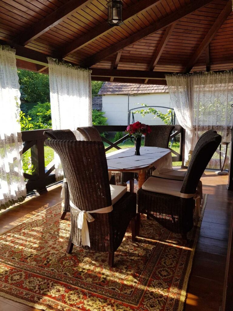 Садиба Веранда Косонь