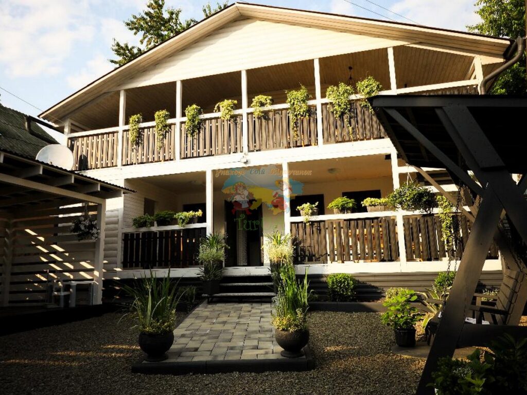 База відпочинку Garden House Солотвино