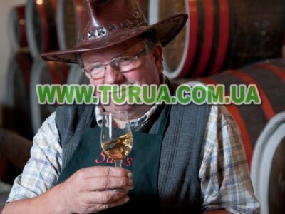 Винний підвал сімї Шош Берегово