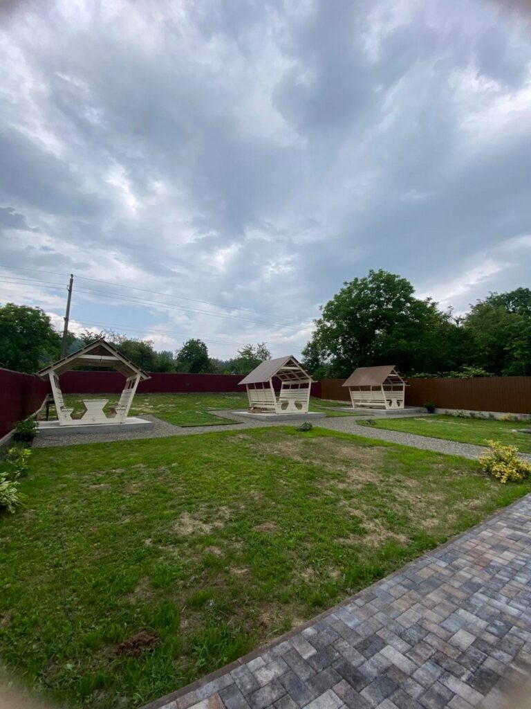 Гостинний дім Соняшник Солотвино