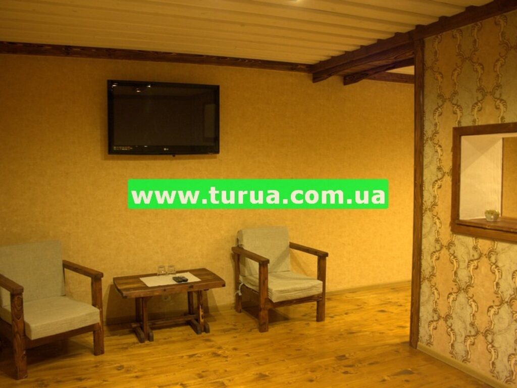 Готель Сині Потоки Неліпино