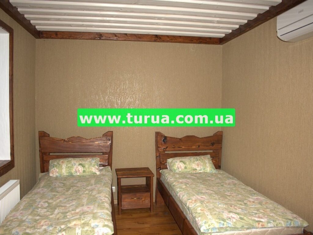 Готель Сині Потоки Неліпино