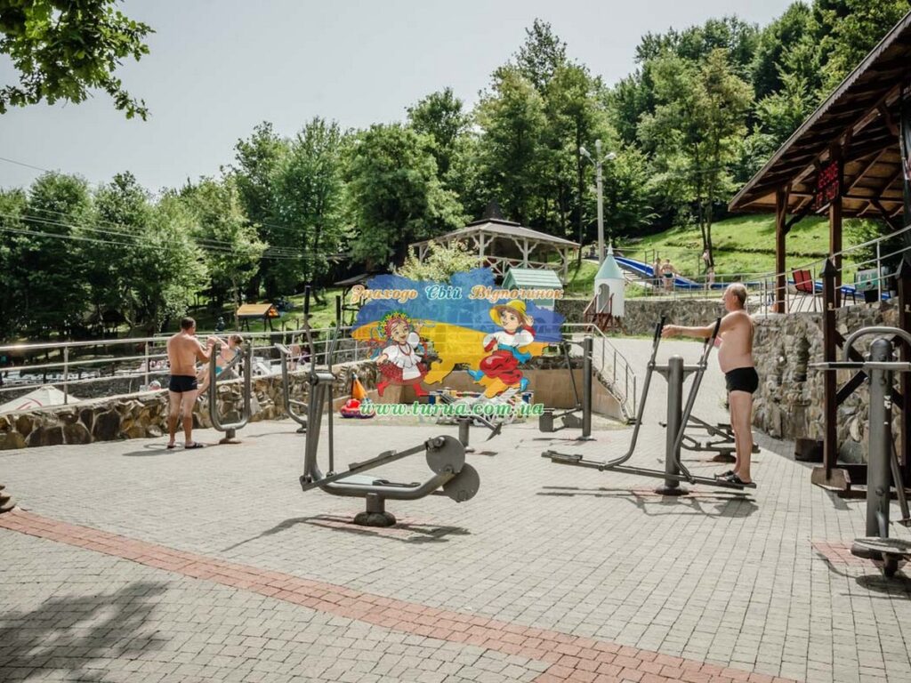 Комплекс ТЕПЛІ ВОДИ Велятино