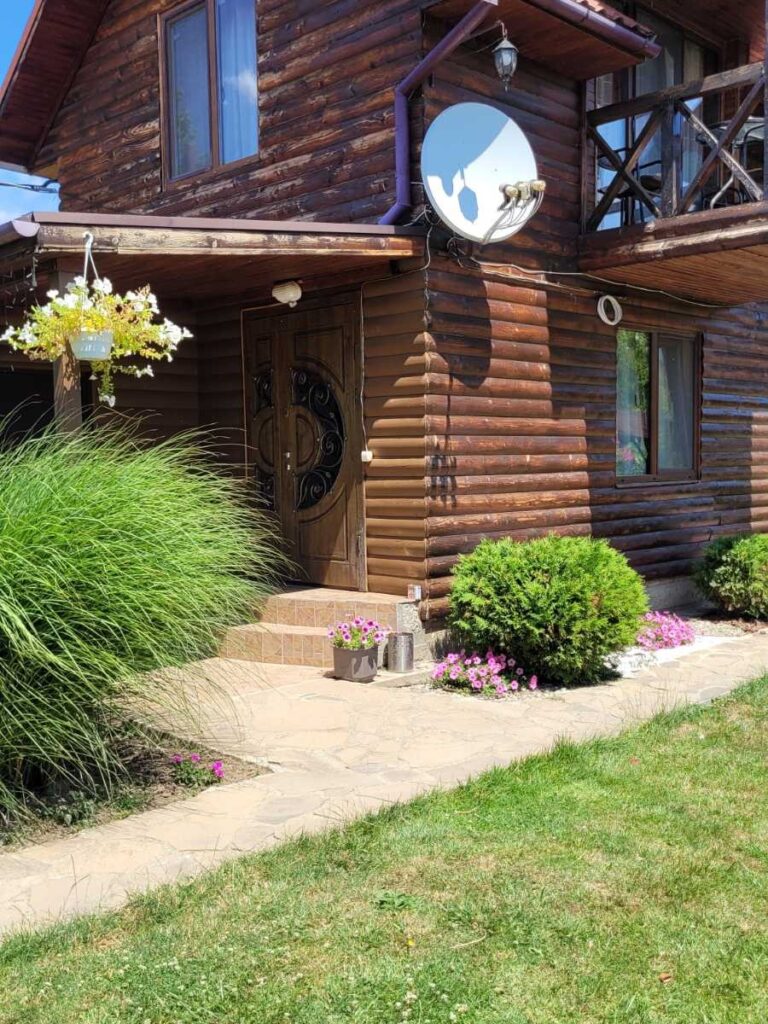 Будинок «У СВІТЛАНИ» Косонь