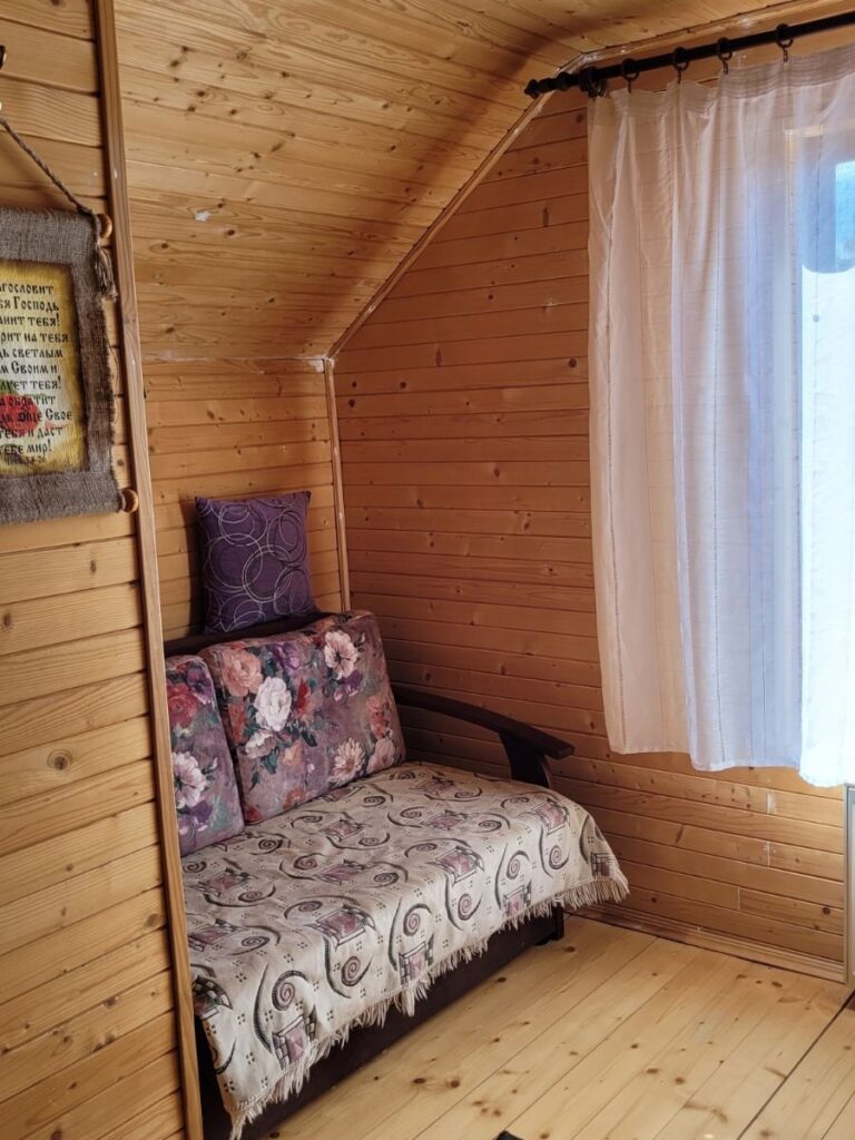 Будинок «У СВІТЛАНИ» Косонь