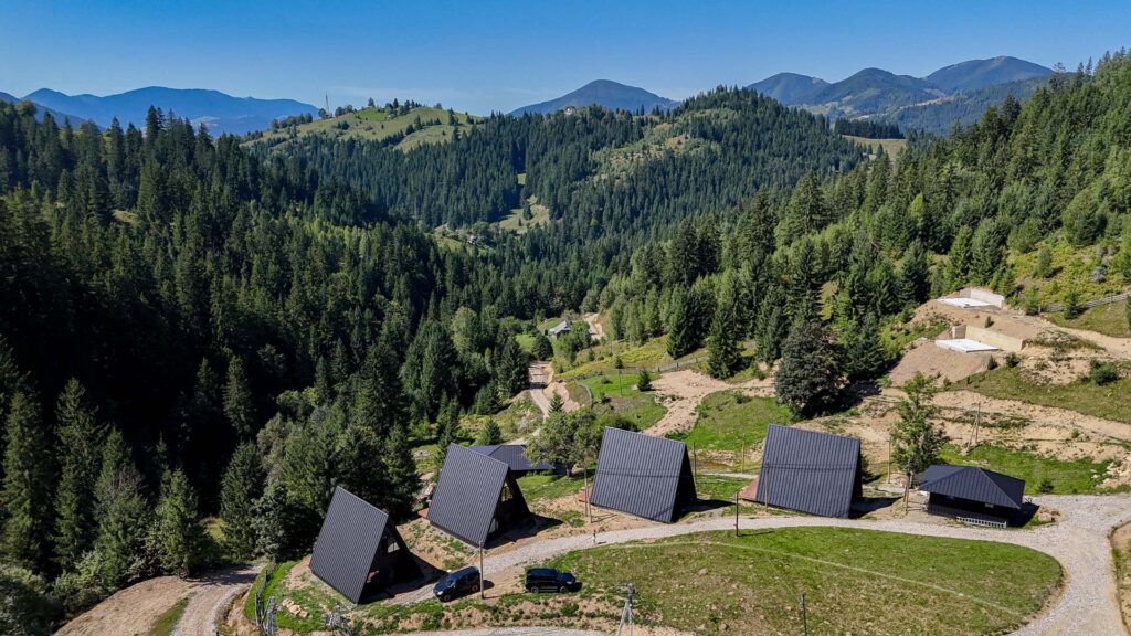 Комплекс відпочинку «SLUPIYKA resort town» Верховина
