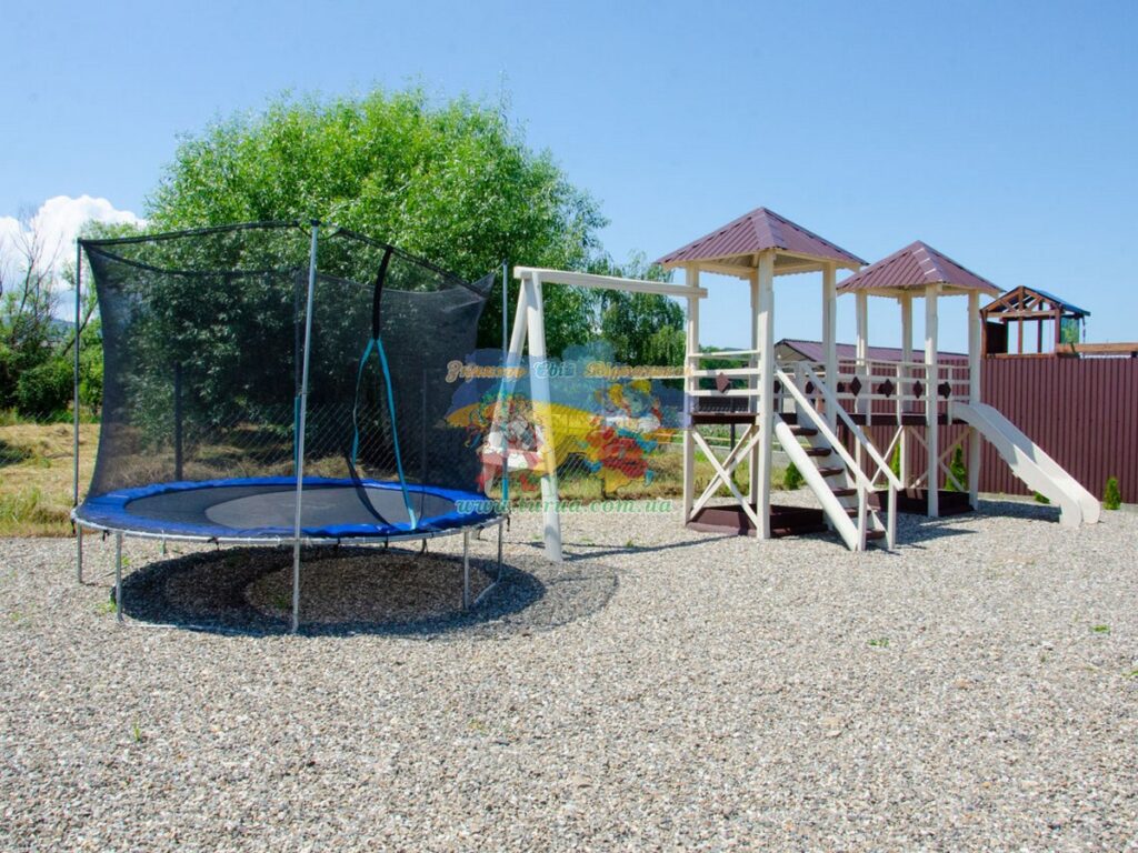 Вілла Вікторія Солотвино