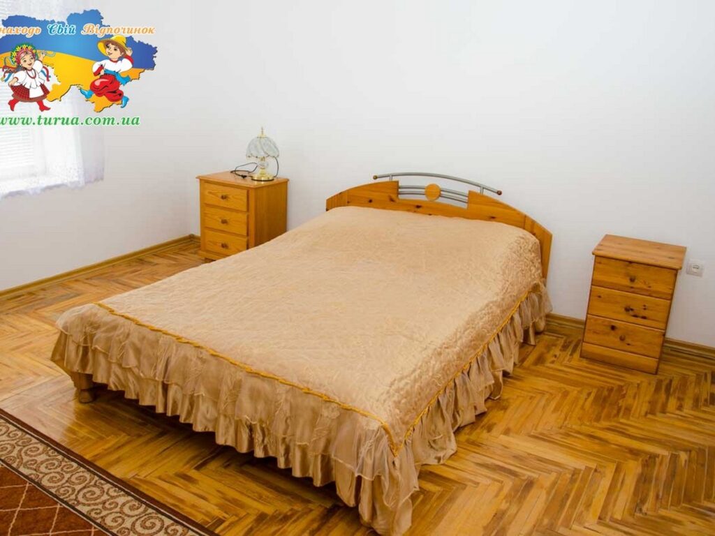 Будинок «ЗАТИШНА ХАТИНКА» Косонь